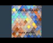 Vania Leonard - Topic
