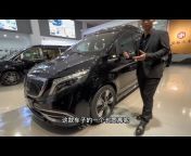 Xiao Ling talks about the car