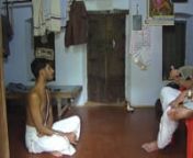 Teacher Neḷḷikkāṭṭu Vāsudevan Nampūtiri instructs student Muṭṭattukāṭṭu Vāsudevan Nampūtiri in the rare and ancient songs of Jaiminīya Sāmaveda; Pāññāḷ, Kerala 2011.