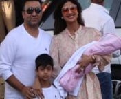 When Shilpa Shetty and Raj Kundra made their FIRST appearance with daughter Samisha; How awwdorable is this family! The actress held her daughter in her arms as she happily posed for the shutterbugs along with Raj Kundra and Viaan. The happiness on her face is too cute to miss. Watch the entire video.