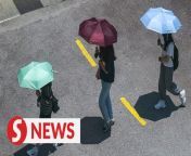 One case of death due to heat stroke has been reported so far involving a 22-year-old man, says Datuk Seri Dr Ahmad Zahid Hamidi.&#60;br/&#62;&#60;br/&#62;The Deputy Prime Minister, who is also Rural and Regional Development Minister, said the death occurred in Maran, Pahang, on Feb 2.&#60;br/&#62;&#60;br/&#62;Read more at https://tinyurl.com/2s4z2jwf&#60;br/&#62;&#60;br/&#62;WATCH MORE: https://thestartv.com/c/news&#60;br/&#62;SUBSCRIBE: https://cutt.ly/TheStar&#60;br/&#62;LIKE: https://fb.com/TheStarOnline