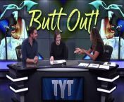 Instead of letting herself get blackmailed, Sia tweeted out her own nude photo.Grace Baldridge, Nando Vila and Simone Boyce the hosts of The Young Turks, break it down.