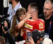 Taylor Swift celebrated Travis Kelce&#39;s Super Bowl victory with a passionate kiss on the field after theKansas City Chiefs beat the San Francisco 49ers 25-22.