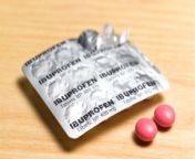 Ibuprofen: Regular use of the drug could cause ‘serious issues’ including hearing loss, studies show from girls show pussy