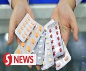 The government has taken steps to maintain medicine prices at their current level, says Deputy Health Minister Datuk Lukanisman Awang Sauni.&#60;br/&#62;&#60;br/&#62;He said among these steps was entering into three-year acquisition contracts with medicine suppliers.&#60;br/&#62;&#60;br/&#62;Read more at https://shorturl.at/beGJZ&#60;br/&#62;&#60;br/&#62;WATCH MORE: https://thestartv.com/c/news&#60;br/&#62;SUBSCRIBE: https://cutt.ly/TheStar&#60;br/&#62;LIKE: https://fb.com/TheStarOnline