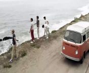 Music video by One Direction performing What Makes You Beautiful. (C) 2011 Simco Limited under exclusive license to Sony Music Entertainment UK Limited