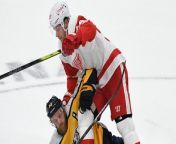 The Detroit Red Wings keep their playoff hopes alive Monday from casa de mi suegro