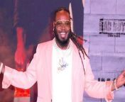 T-Pain Fans &#60;br/&#62;Express Shock , Over Recent&#60;br/&#62;Napster Tweet.&#60;br/&#62;On Dec. 28, T-Pain shared a tweet in which he breaks down how many song streams it takes on various music streaming services...&#60;br/&#62;... for a music artist to earn a single dollar.&#60;br/&#62;The chart revealed that Napster requires the fewest streams (53) for artists to earn a dollar.&#60;br/&#62;Napster gained notoriety in the late 1990s and early 2000s as a platform from which music lovers could illegally download music for free.&#60;br/&#62;Napster gained notoriety in the late 1990s and early 2000s as a platform from which music lovers could illegally download music for free.&#60;br/&#62;The company is often credited with the shift from analog to digital music.&#60;br/&#62;T-Pain fans expressed shock over the fact that Napster still exists more than the fact the company now provides artists with the largest payouts.&#60;br/&#62;Some referred to the present existence of Napster as a &#92;