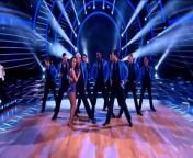 Opening Number featuring the remaining Season 25&#39;s Celebrity Contestants and Pro Dancers dancing to &#92;