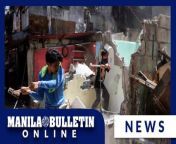 Members of the demolition team destroy houses along 145 Calamba St., Brgy Sto. Domingo, Quezon City on Thursday, Feb. 22.&#60;br/&#62;&#60;br/&#62;A court order was issued by Quezon City RTC branch 101 last 2020 giving residents until Feb. 21, 2024 to vacate and demolish structures inside the property. (MB Video by Mark Balmores)&#60;br/&#62;&#60;br/&#62;Subscribe to the Manila Bulletin Online channel! - https://www.youtube.com/TheManilaBulletin&#60;br/&#62;&#60;br/&#62;Visit our website at http://mb.com.ph&#60;br/&#62;Facebook: https://www.facebook.com/manilabulletin&#60;br/&#62;Twitter: https://www.twitter.com/manilabulletin&#60;br/&#62;Instagram: https://instagram.com/manilabulletin&#60;br/&#62;Tiktok: https://www.tiktok.com/@manilabulletin&#60;br/&#62;&#60;br/&#62;#ManilaBulletinOnline&#60;br/&#62;#ManilaBulletin&#60;br/&#62;#LatestNews