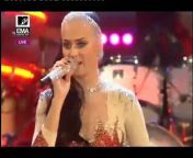 Katy Perry with Firework on the EMA 2010!&#60;br/&#62;&#60;br/&#62;I don&#39;t have any rights on the video or audio!&#60;br/&#62;By:245302825