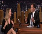 Renée Zellweger has a nostalgic talk with Jimmy about growing up in Texas and ends up teaching him a cheer she still remembers from middle school tryouts.