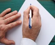 Writing down negative thoughts - before throwing them in the rubbish afterwards - is an effective way to calm feelings of rage, a Japanese study has found.