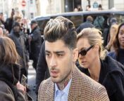 Former One Direction star Zayn Malik will play his first ever solo gig later this month.